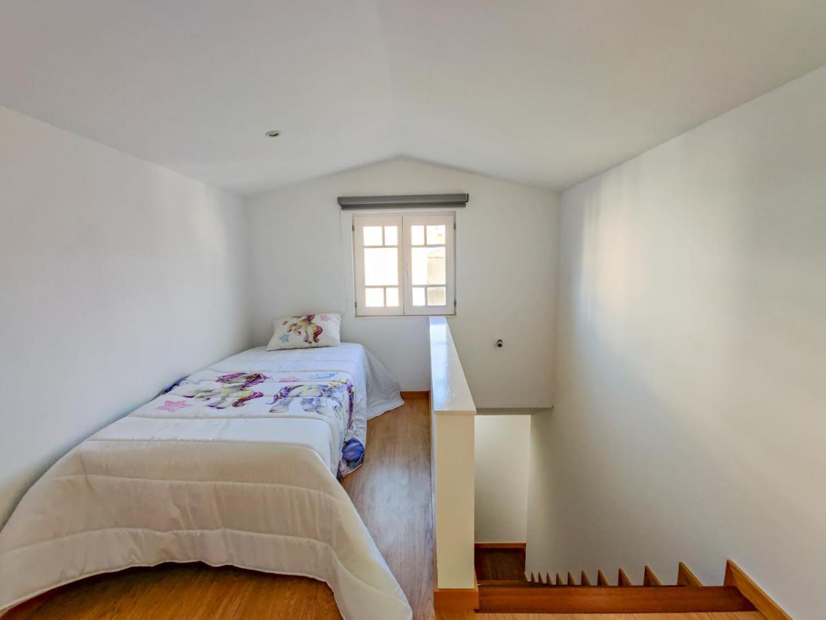 Sao Domingos Apartment - Viana City Centre เวียนา โด กัสเตโล ภายนอก รูปภาพ
